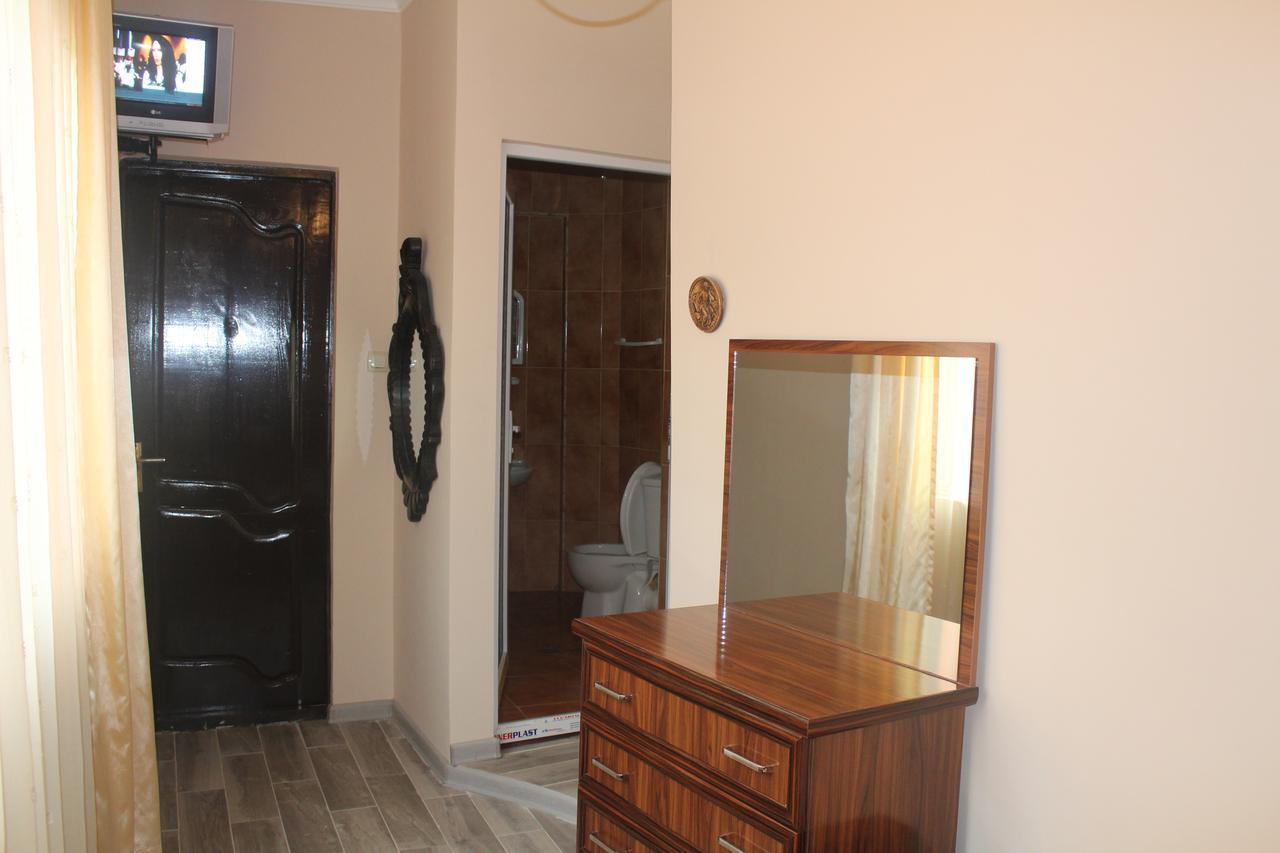 Deluxe Guest House Kvariati Esterno foto